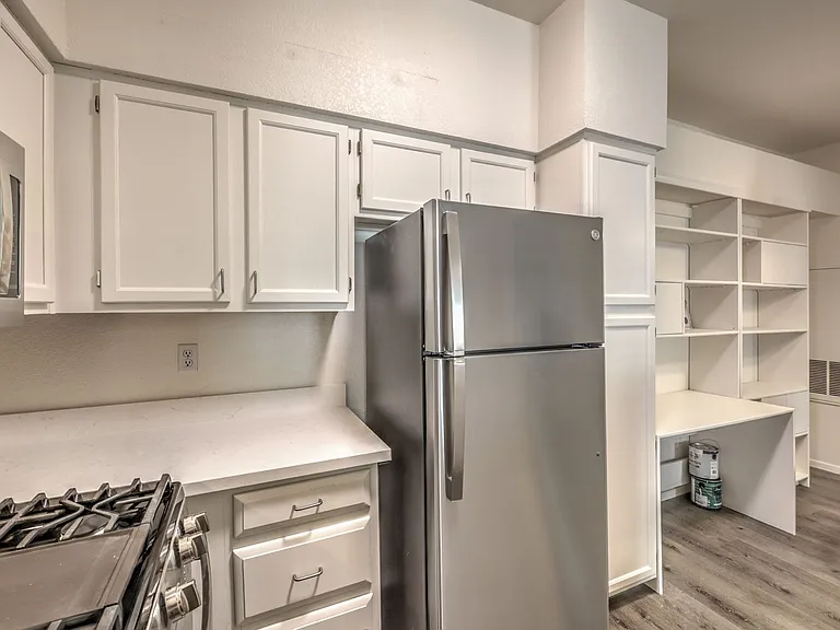 5415 W Harmon Ave #1038 — Photo 7