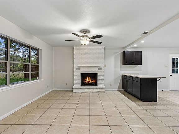 4th image of 3159 Southlake Park Rd