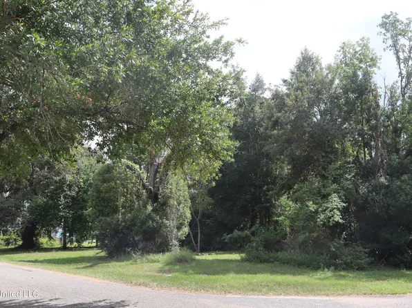 Nhn 31st Ave, Gulfport, MS 39501