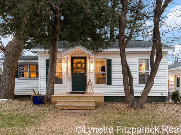 3617 Eastern Ave NE, Grand Rapids, MI 49525