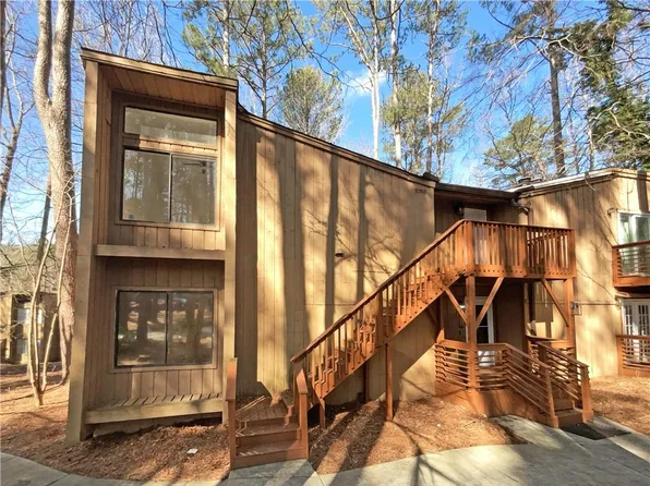 5780 Par Four Ct, Lithonia, GA 30038