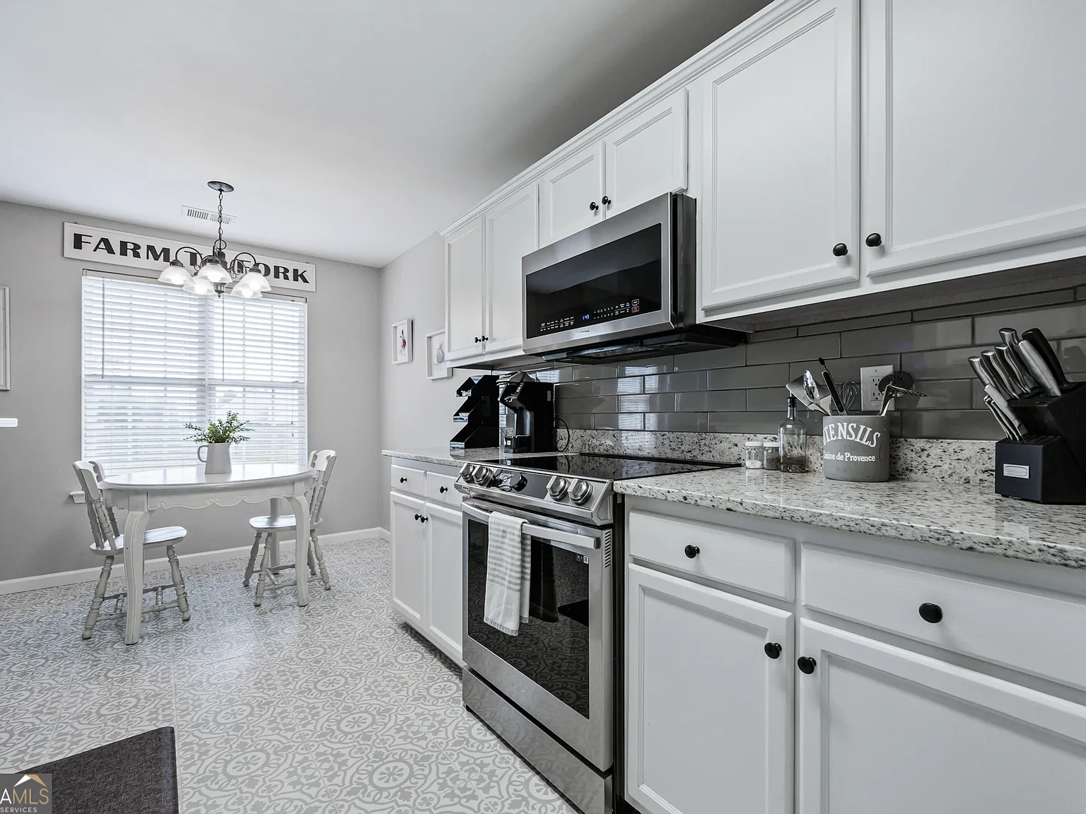 3 bed, 2.0 bath, $4,761 — Photo 4