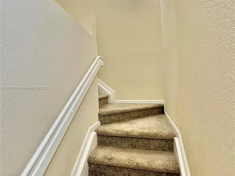 8650 NW 97th Ave #204 — Photo 22