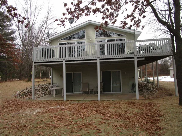 2307 18th Dr, Friendship, WI 53934
