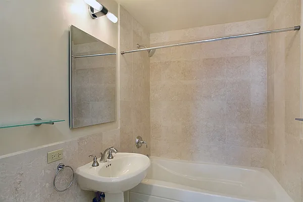 Rented by Corcoran | media 25