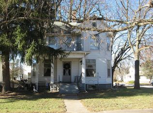 114 N Center St, Saybrook, IL 61770