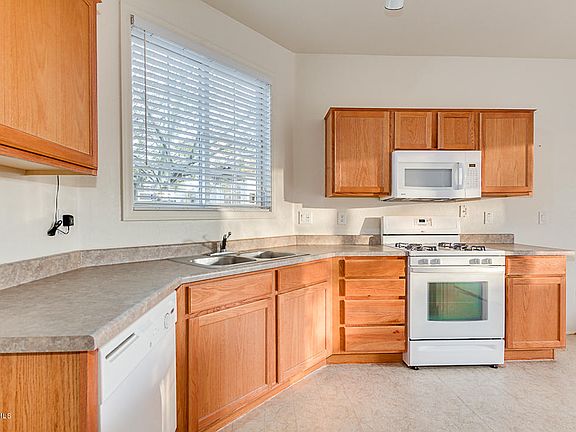 5th image of 3160 N 302nd Ln