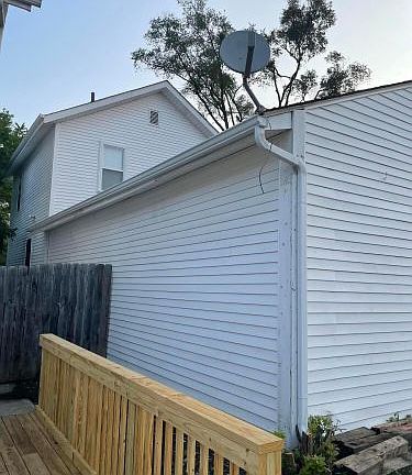 4th image of 2590 Sullivant Ave