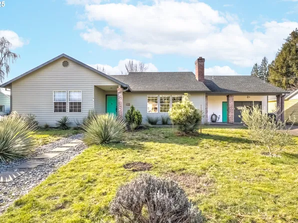 684 NE Birchwood Dr, Hillsboro, OR 97124