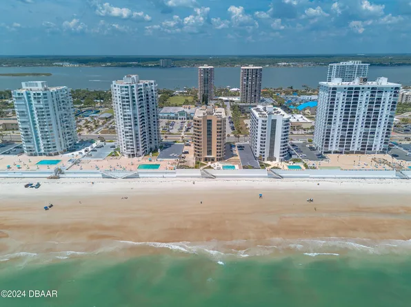 3023 S Atlantic Ave #302, Daytona Beach, FL 32118
