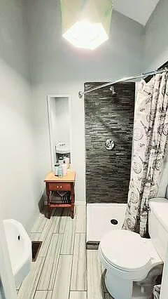 530 Martha St #2 — Photo 6
