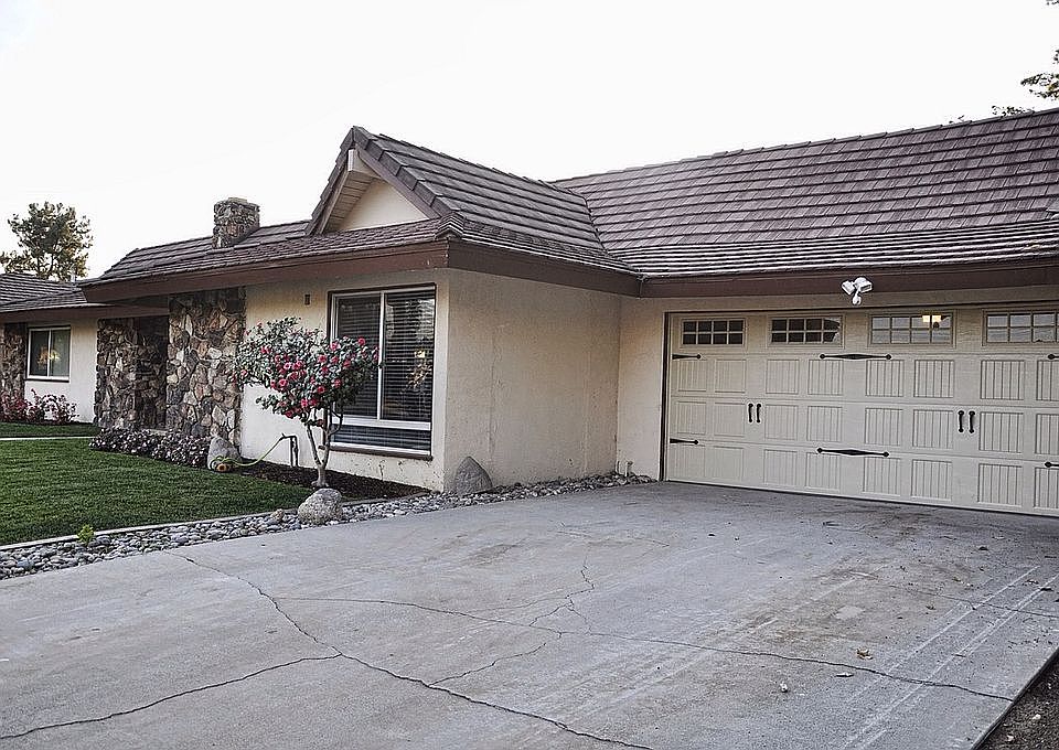 2nd image of 12303 Bristol Dr