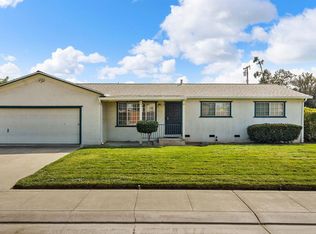 620 Maxwell Ln, Lathrop, CA 95330
