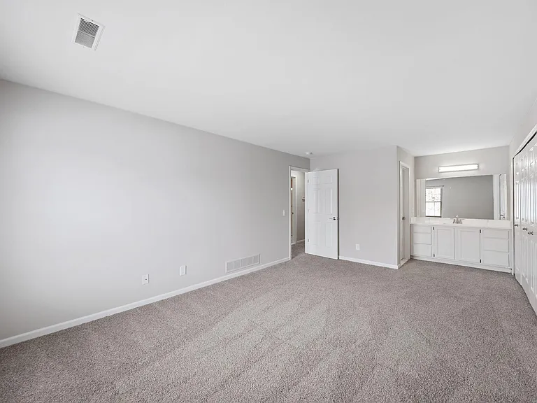 1645 Huntington Park #F — Photo 20