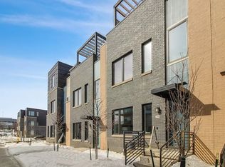 216 E Center St, Des Moines, IA 50309