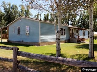 697 E Sunnyside Ln, Thermopolis, WY 82443