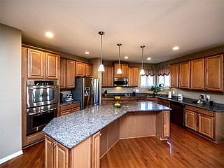 2nd image of 605 Alsace Ln