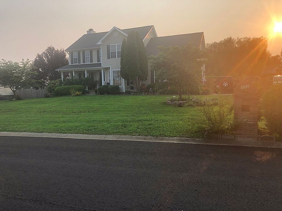 1st image of 322 Greenspoint Ct