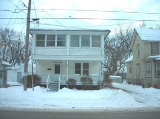 389 Rockport Rd, Janesville, WI 53548