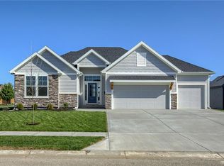 32290 W 165th St, Gardner, KS 66030