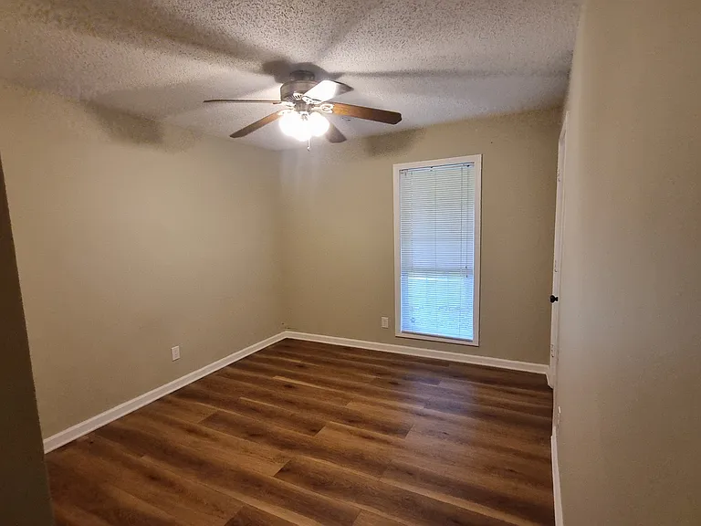 1352 Woodmill Trce — Photo 6