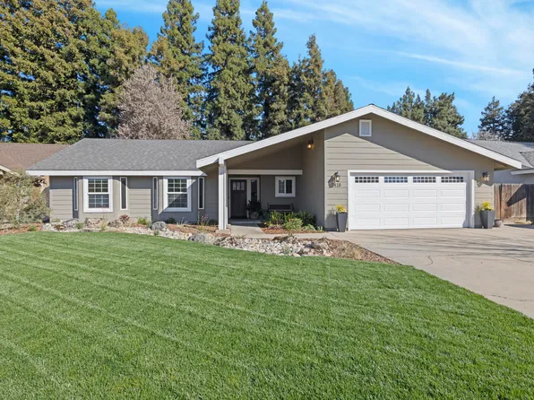 2418 E Princeton Avenue, Visalia, CA 93292