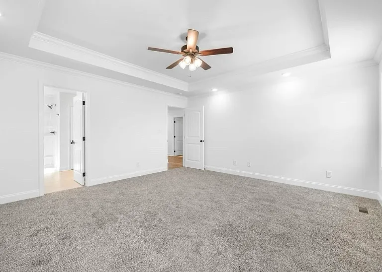 1208 Elizabeth Ln — Photo 11