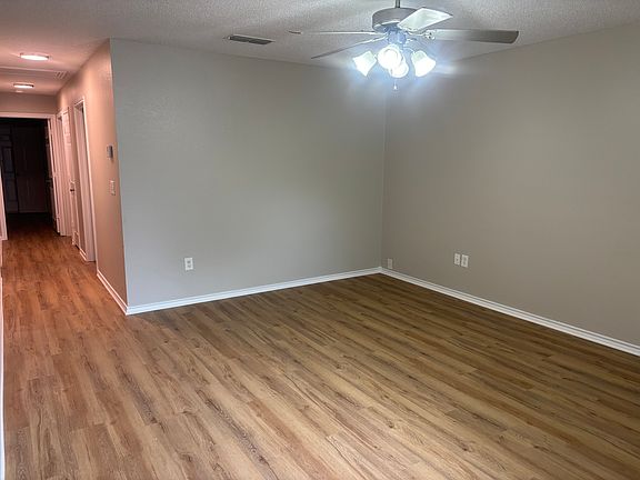 5th image of 612 Redwater Blvd W #612