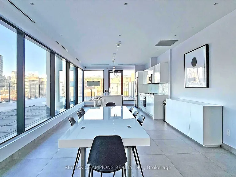 55 Ontario St #1209 — Photo 30