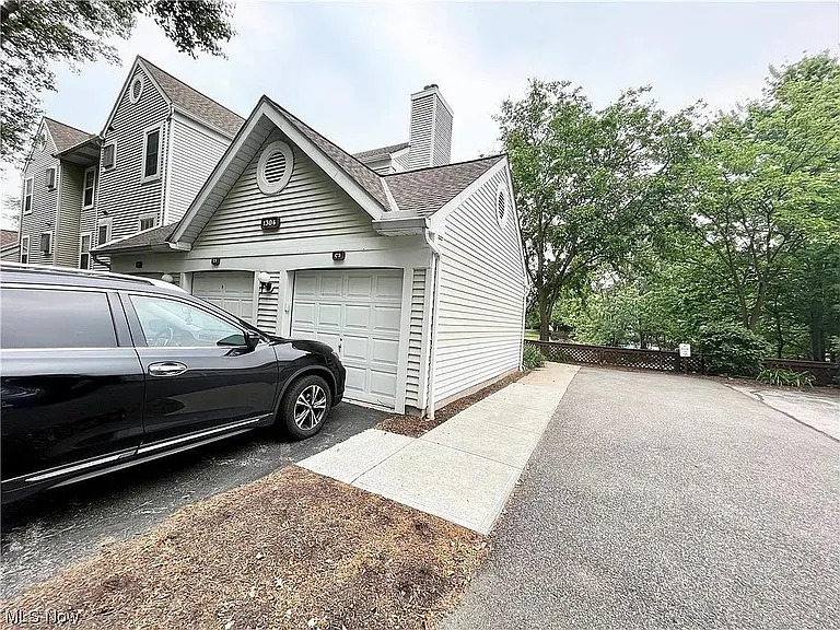1304 Cedarwood Dr #C3 — Photo 14