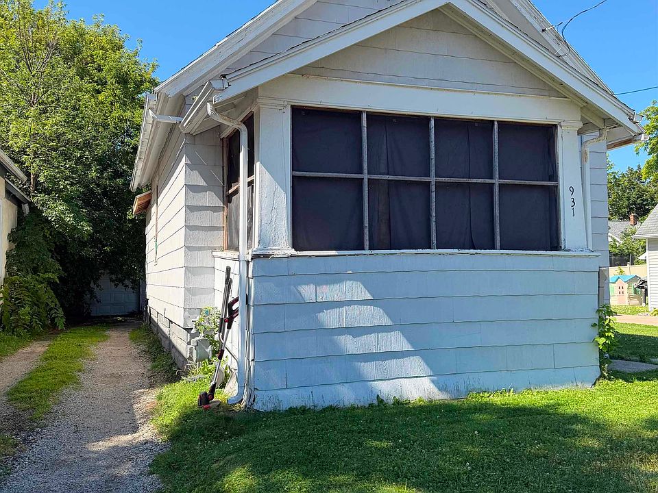 1st image of 931 Shawano Ave