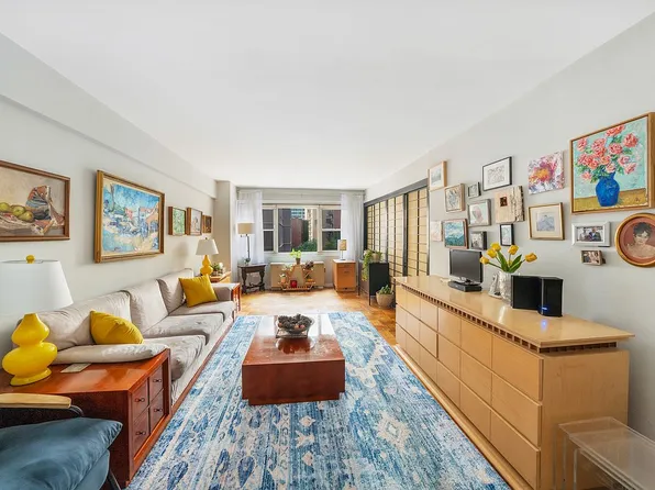 345 E 56th St APT 4B, New York, NY 10022