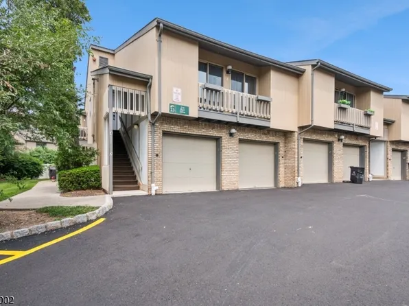 4 Hart Dr, West Orange Twp., NJ 07052