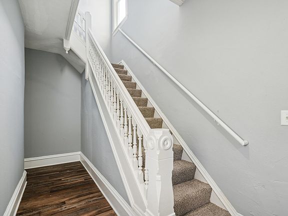 4th image of 2512 N 6th St