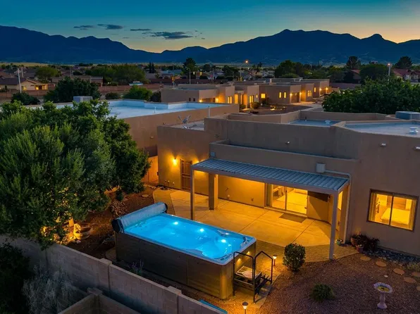 2021 SUNVIEW Court, Sierra Vista, AZ 85635