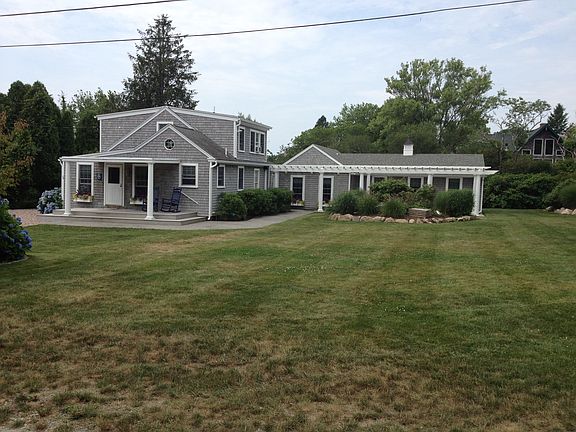 2nd image of 34 Bayberry Ave