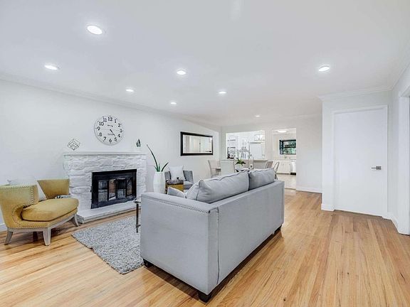 5th image of 1441 Revere Ave