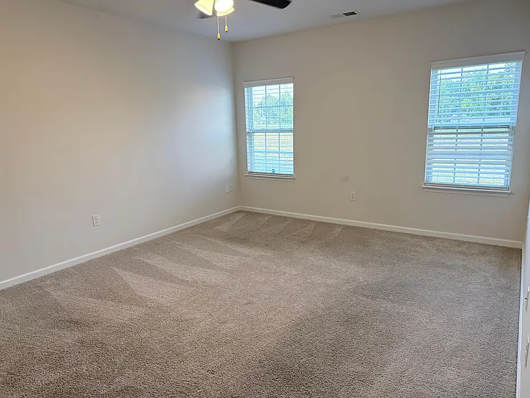 161 Long Meadow Ln — Photo 8