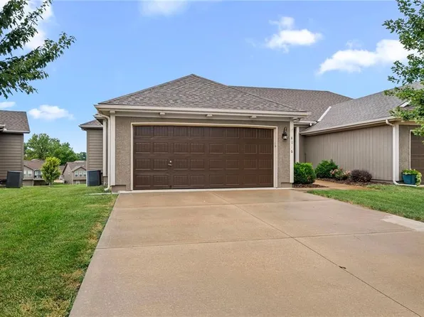 4916 141st Ter, Basehor, KS 66007