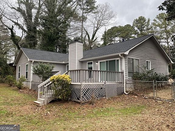 3rd image of 1527 Flat Rock Rd