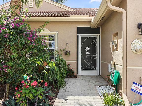 2nd image of 8556 Logia Cir