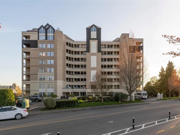 205 Kimta Rd #740/741, Victoria, BC V9A 6T5