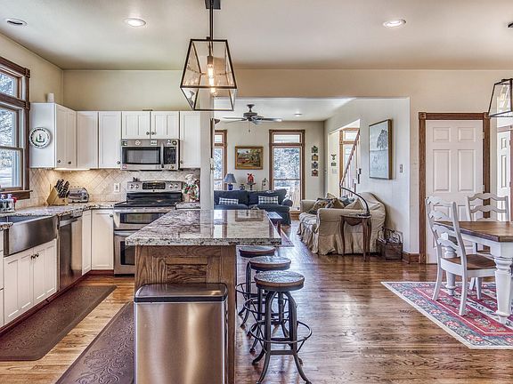 3rd image of 533 Bybee Rd