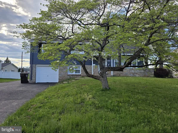 217 Cherry Ln, Lansdale, PA 19446
