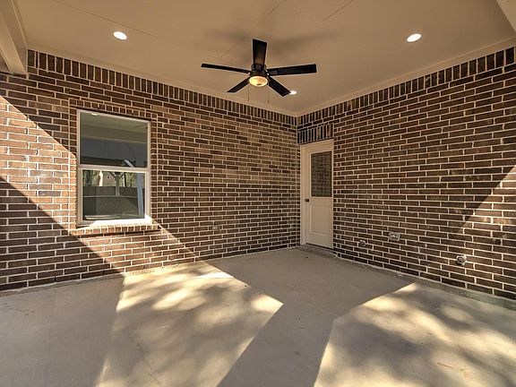 3rd image of 5814 Pate Rd