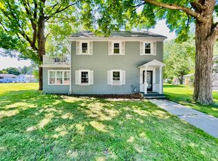 151 N Maple St, Ellsworth, WI 54011
