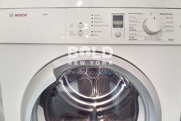 Rented by Bold New York | media 47