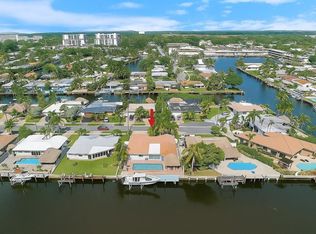 370 SE 3rd Ct, Pompano Beach, FL 33060