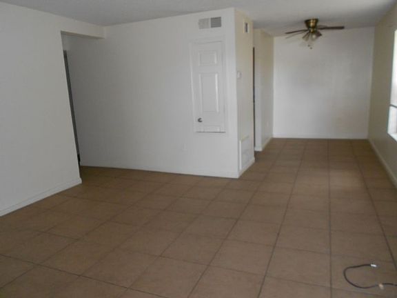 3rd image of 4117 Trenton St APT B