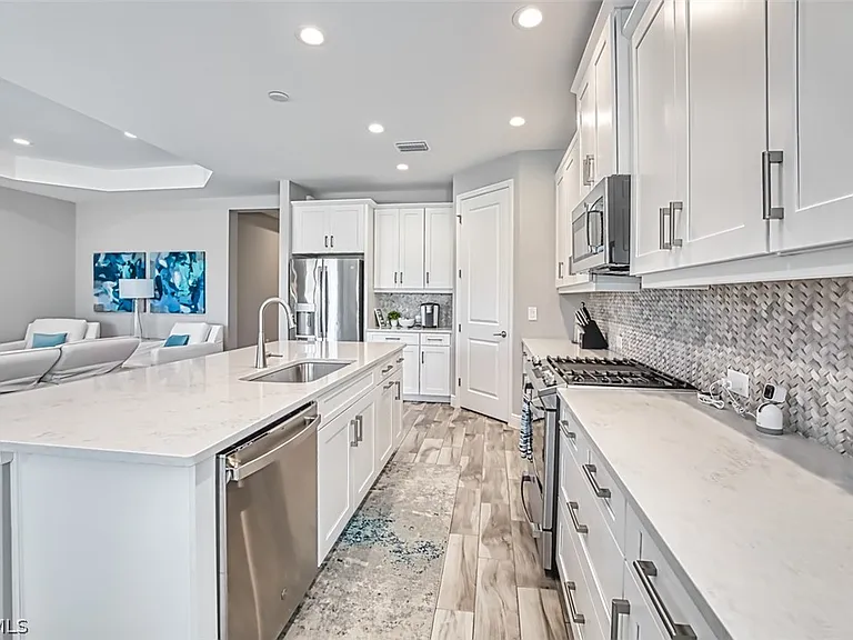 2925 Willow Ridge Ct — Photo 34
